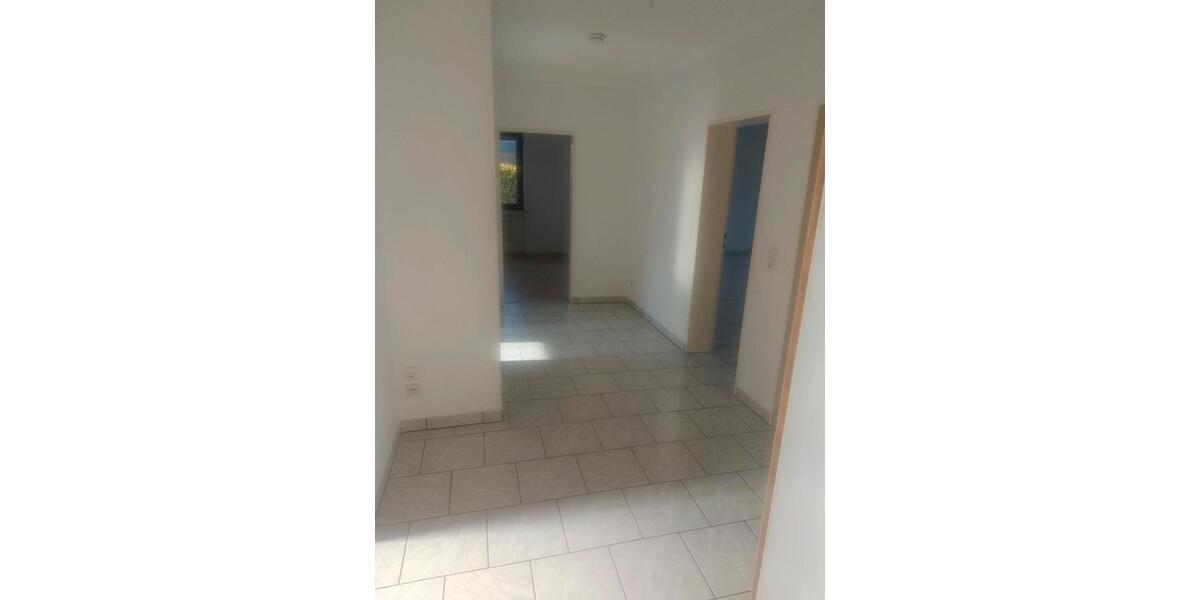 Hochparterre Schiffdorf - 3 Zimmer, 83 m&sup2;, 690&euro; | Angebot:26634937