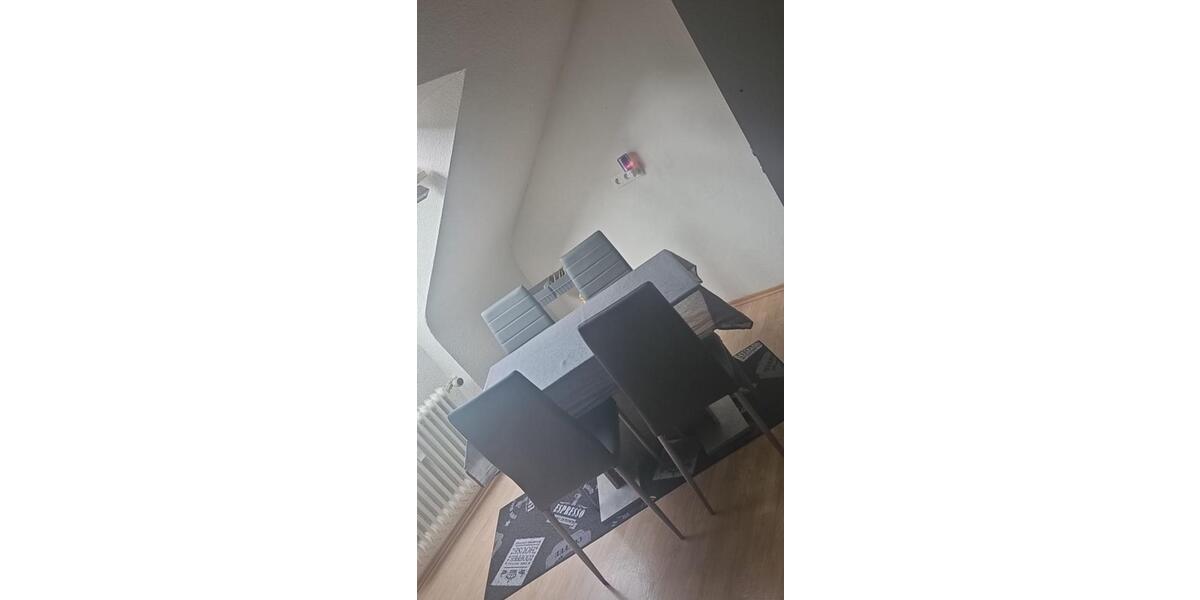 Dachgeschoßwohnung Pirmasens Niedersimten - 3 Zimmer, 78 m&sup2;, 450&euro; | Angebot:25978896