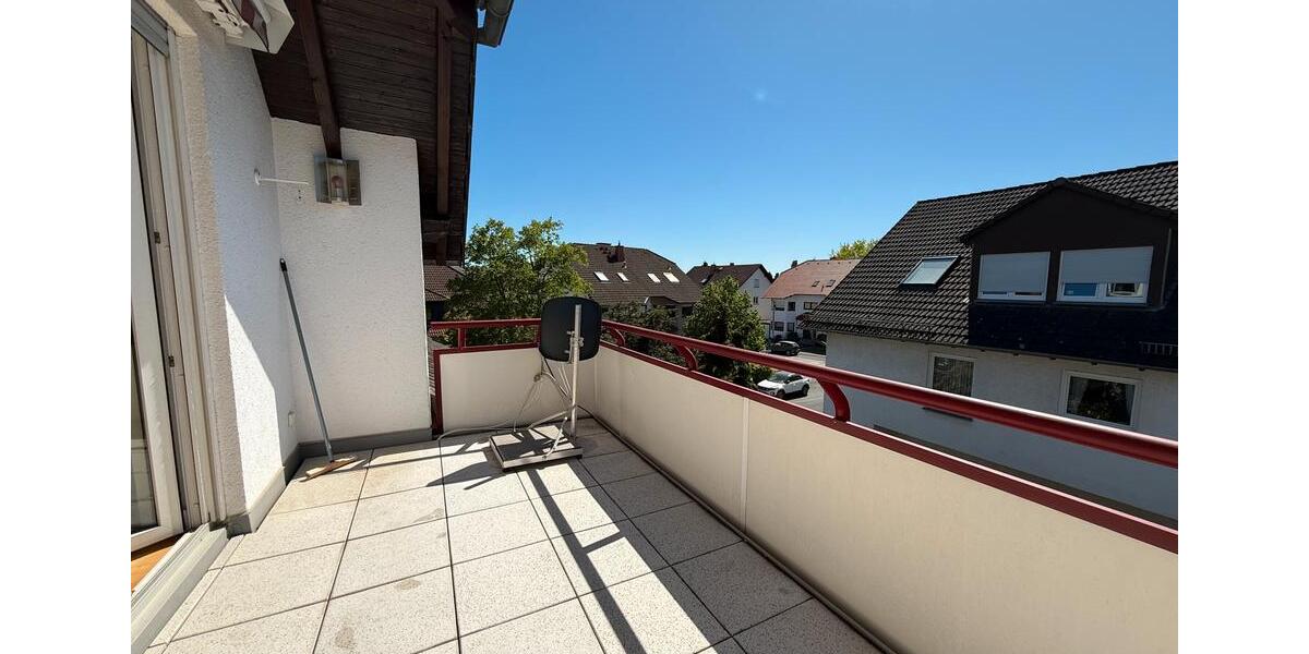 Dachgeschoßwohnung Bruchköbel - 3 Zimmer, 80 m&sup2;, 1.040&euro; | Angebot:26579126