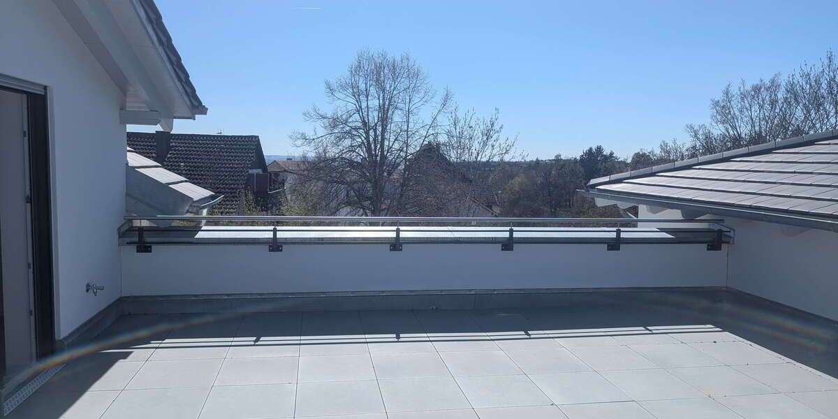 Etagenwohnung Straubing - 2 Zimmer, 64 m&sup2;, 765&euro; | Angebot:26142460