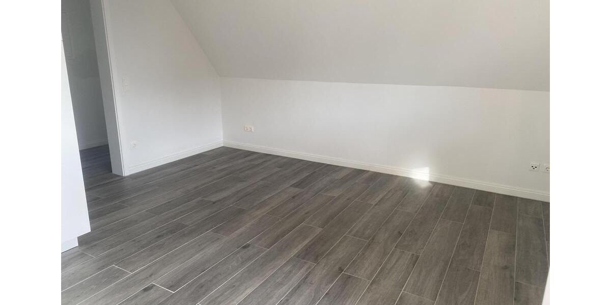 Dachgeschoßwohnung Trittau - 2 Zimmer, 55 m&sup2;, 850&euro; | Angebot:26698397