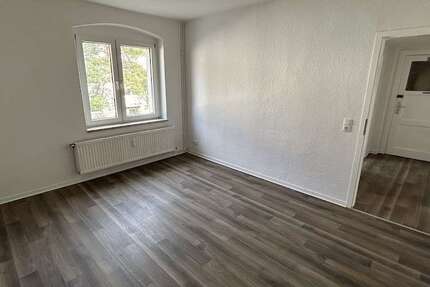 Wohnung Magdeburg Fermersleben - 3 Zimmer, 57 m&sup2;, 387&euro; | Angebot:25275535