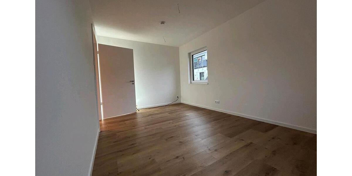 Wohnen auf Zeit Oldenburg Dobbenviertel - 1 Zimmer, 95 m&sup2;, 536&euro; | Angebot:26594961
