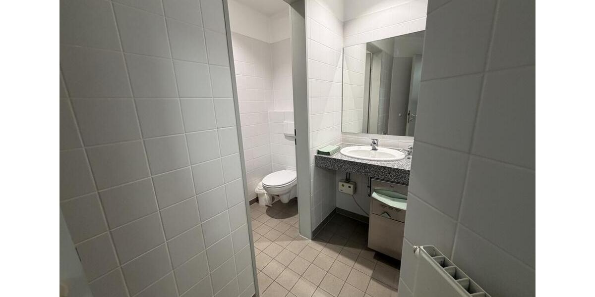 Gewerbeobjekt Schwerin Gartenstadt - 1.693&euro; | Angebot:24515476