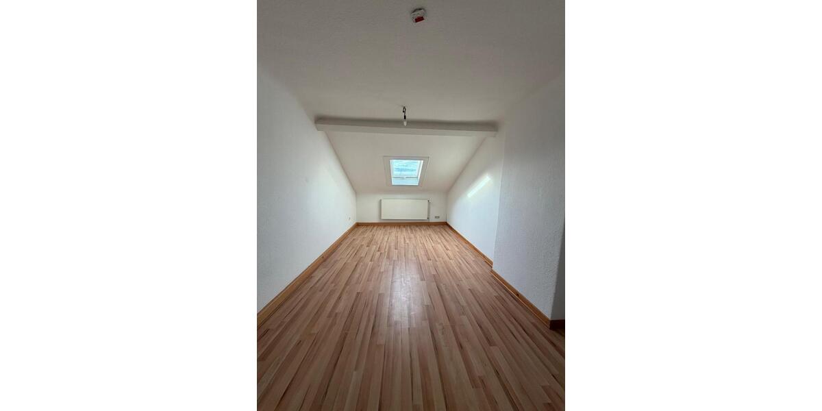 Dachgeschoßwohnung Aachen Aachen-Mitte - 1 Zimmer, 1 m&sup2;, 395&euro; | Angebot:24803276