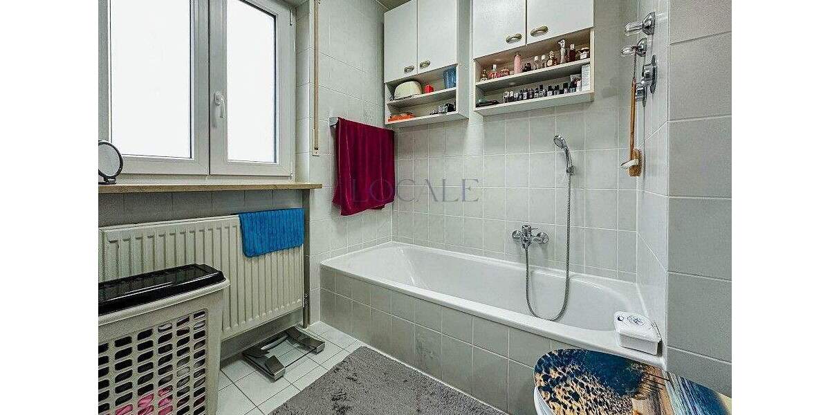 Großzügige 4-Zimmer-DG-Wohnung mit Balkon 3 zimmer