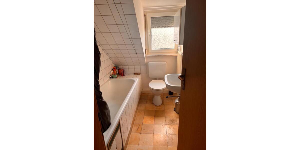 Dachgeschoßwohnung Stuttgart Vaihingen - 3 Zimmer, 47 m&sup2;, 1.000&euro; | Angebot:26699916