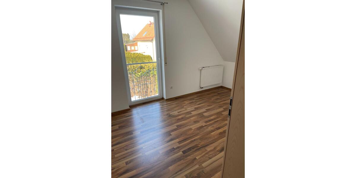 Doppelhaushälfte Altenkunstadt - 3 Zimmer, 80 m&sup2;, 800&euro; | Angebot:24695614
