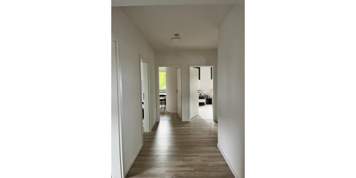 Wohnen auf Zeit Windeck - 3 Zimmer, 90 m&sup2;, 18&euro; | Angebot:25167326