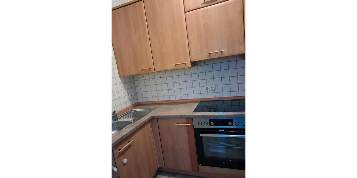 Dachgeschoßwohnung Dingolfing - 2 Zimmer, 42 m&sup2;, 500&euro; | Angebot:24923289