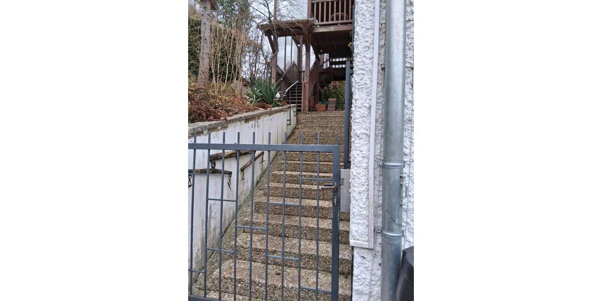 Dachgeschoßwohnung Leutershausen - 2.5 Zimmer, 70 m&sup2;, 750&euro; | Angebot:24771837