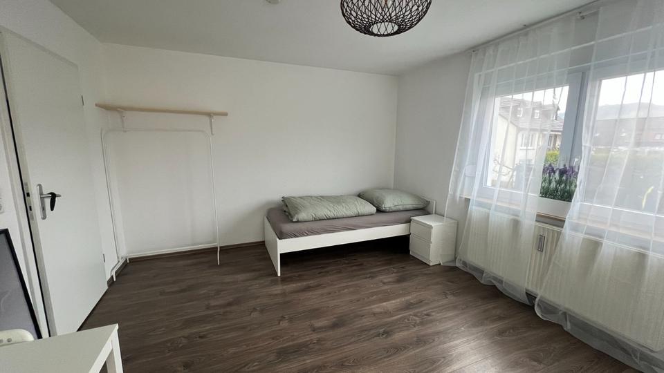 Wohnen auf Zeit Korb - 3 Zimmer, 60 m&sup2;, 150&euro; | Angebot:25540333