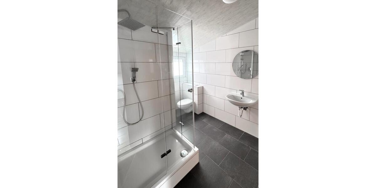 Dachgeschoßwohnung Rottweil - 3.5 Zimmer, 85 m&sup2;, 800&euro; | Angebot:25225429