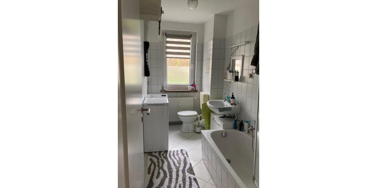 Erdgeschoßwohnung Geisa - 3 Zimmer, 69 m&sup2;, 490&euro; | Angebot:23807462