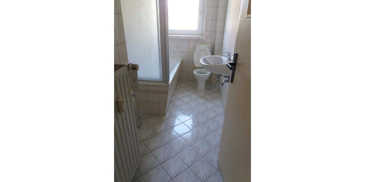 Etagenwohnung Döbeln Lüttewitz b Döbeln - 2 Zimmer, 50 m&sup2;, 260&euro; | Angebot:25720623