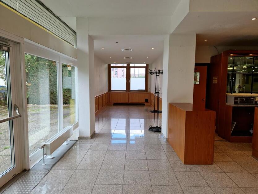 Gastronomiefläche mit Terrasse in der Hainstraße zu vermieten zimmer