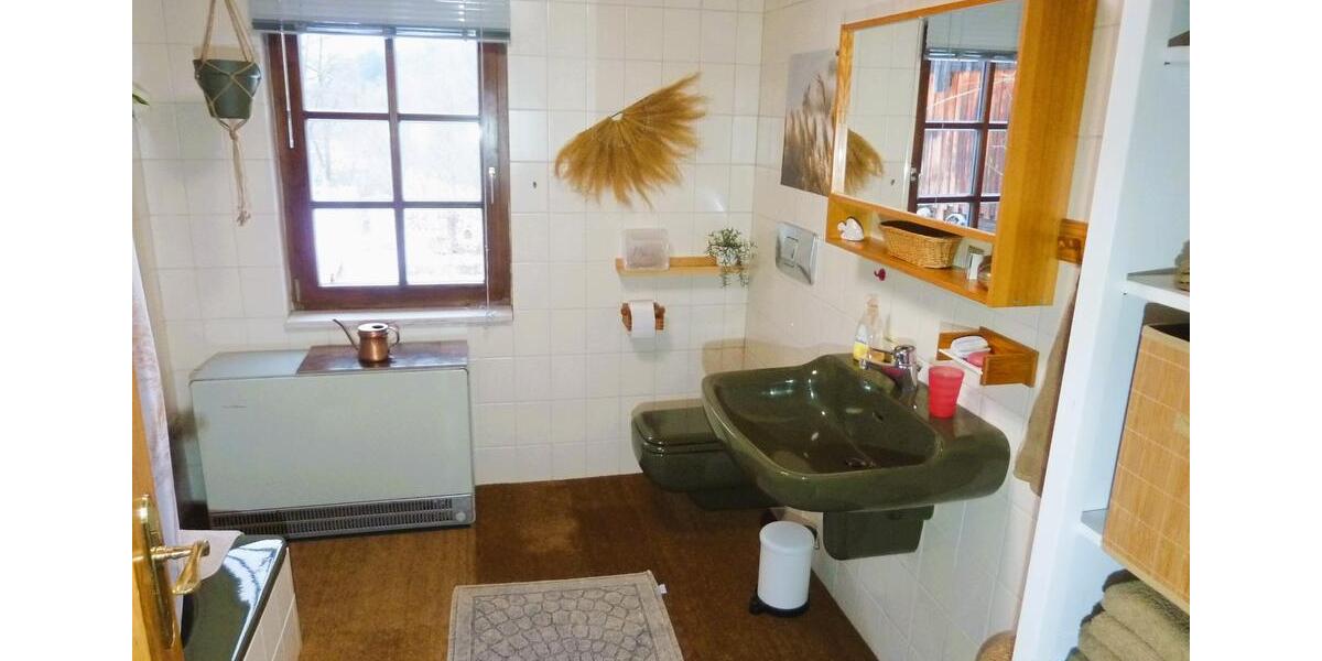 Wohnen auf Zeit Eckersdorf - 1 Zimmer, 47 m&sup2;, 700&euro; | Angebot:24478995