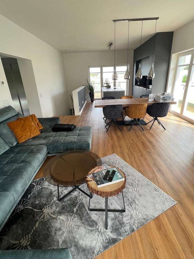 Wohnung zum Mieten in Brandenburg - Potsdam 2.895 € 189 m²