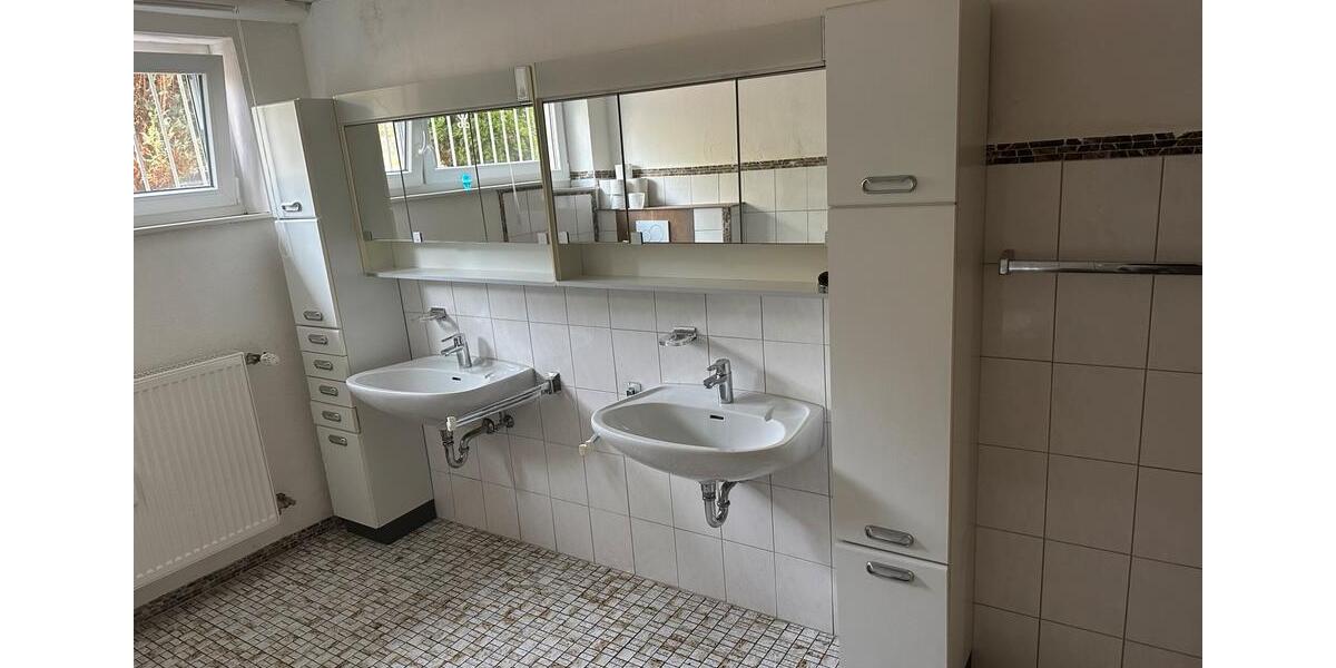 Etagenwohnung Haiger - 1 Zimmer, 65 m&sup2;, 750&euro; | Angebot:26521795