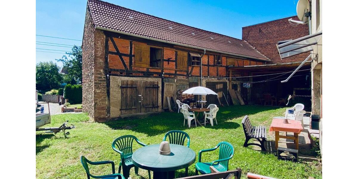 Einfamilienhaus Wolmirstedt - 9 Zimmer, 340 m&sup2;, 2.200&euro; | Angebot:23550746