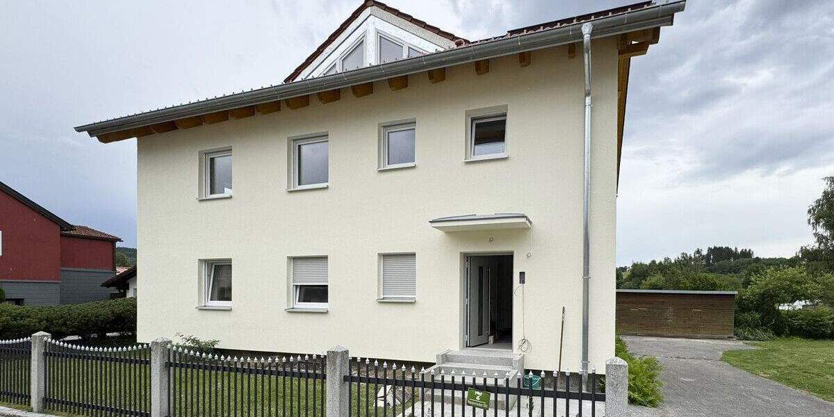 Etagenwohnung Zwiesel - 2 Zimmer, 55 m&sup2;, 700&euro; | Angebot:25728108