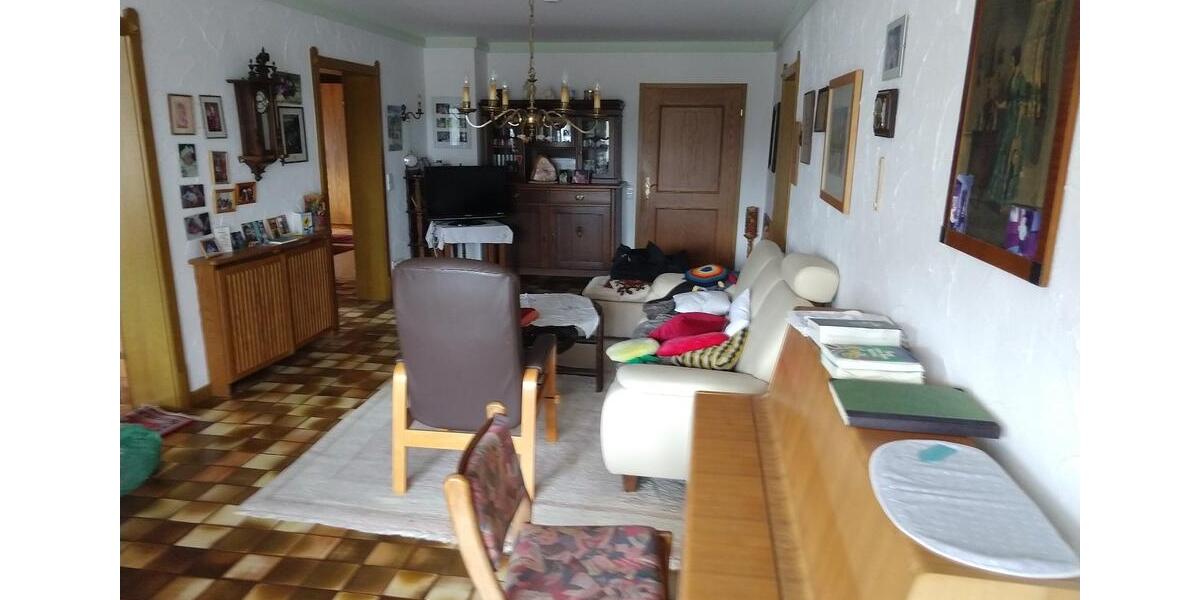 Erdgeschoßwohnung Loßburg - 5 Zimmer, 138 m&sup2;, 1.240&euro; | Angebot:26669726