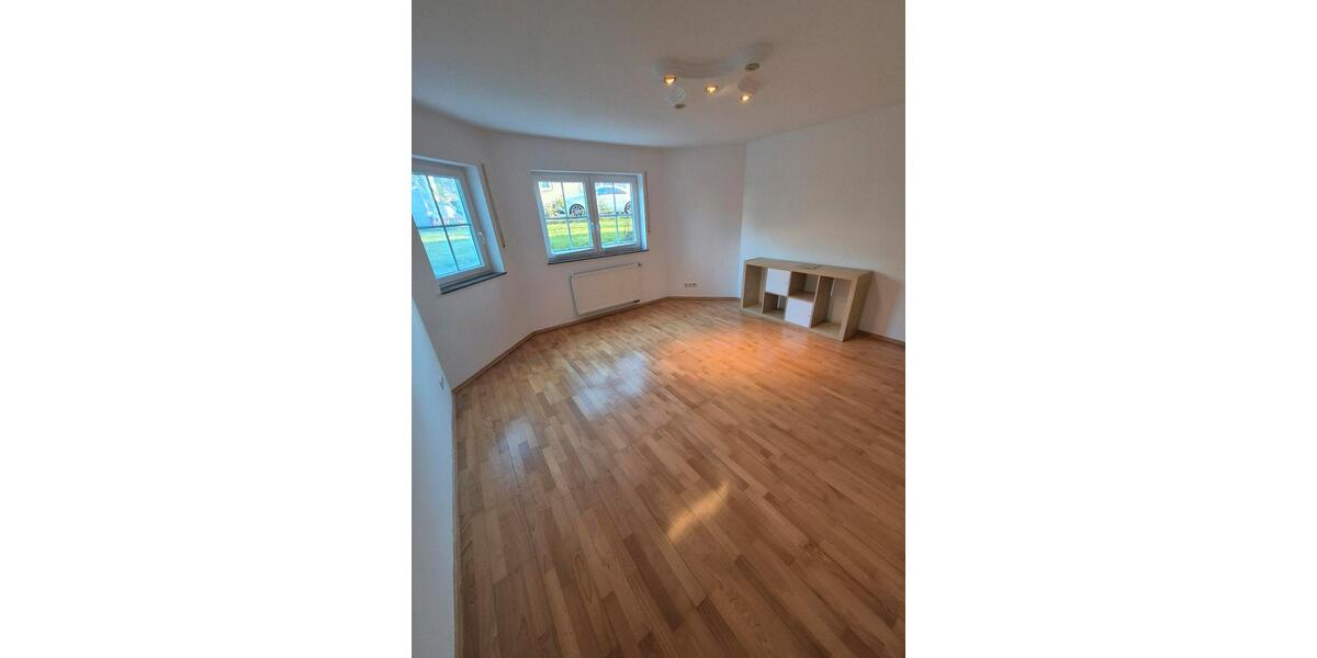 Erdgeschoßwohnung Selters (Westerwald) - 1 Zimmer, 80 m&sup2;, 850&euro; | Angebot:26271424