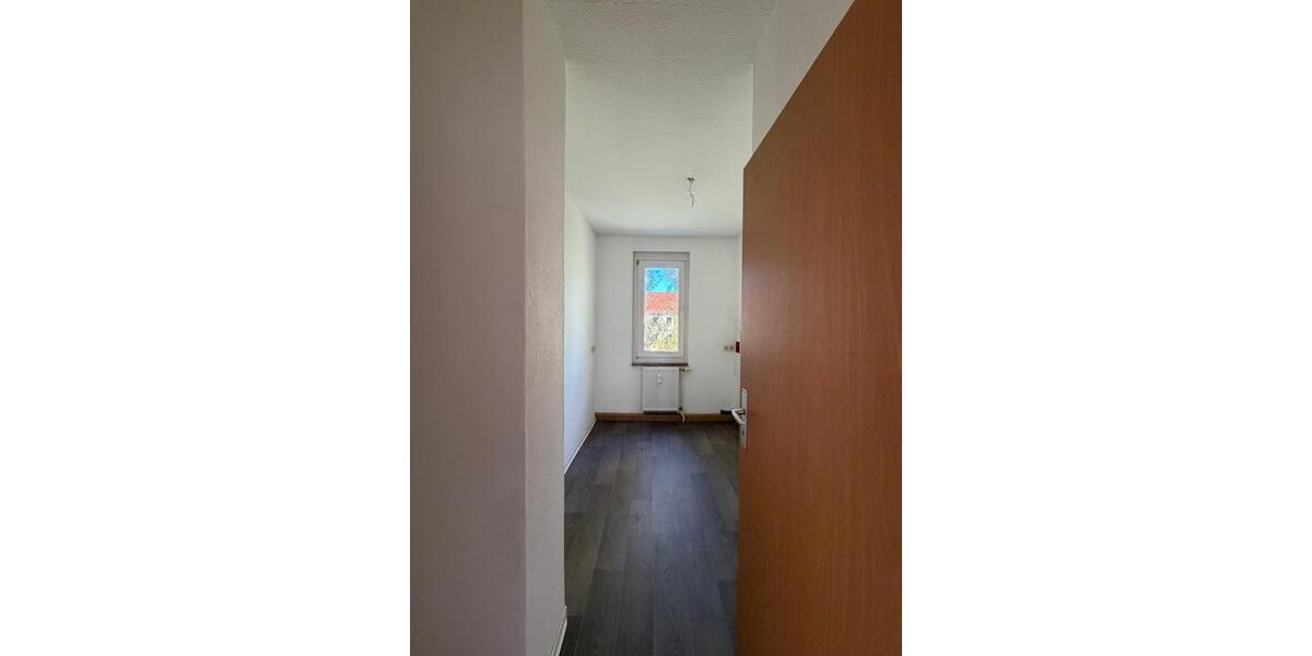 Etagenwohnung Gräfenhainichen - 3 Zimmer, 59 m&sup2;, 380&euro; | Angebot:26490789