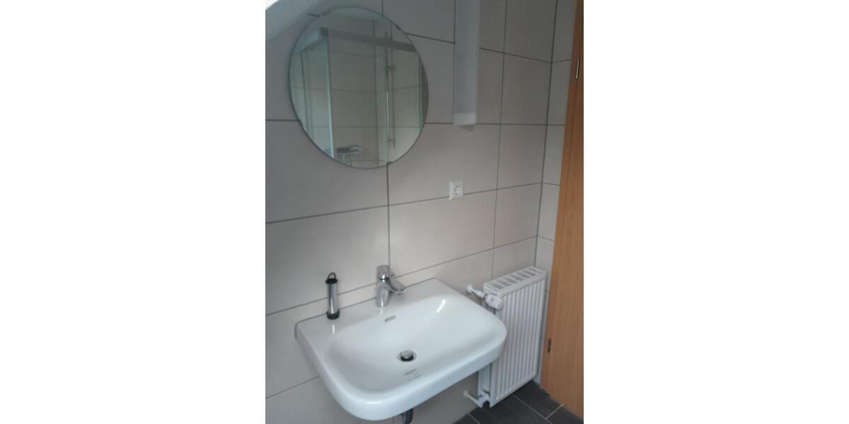 Dachgeschoßwohnung Martfeld - 3 Zimmer, 100 m&sup2;, 650&euro; | Angebot:26232176