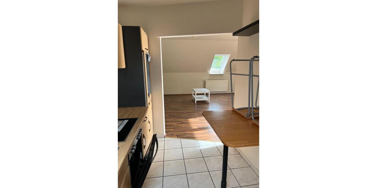 Dachgeschoßwohnung Heide - 3 Zimmer, 82 m&sup2;, 850&euro; | Angebot:26598202