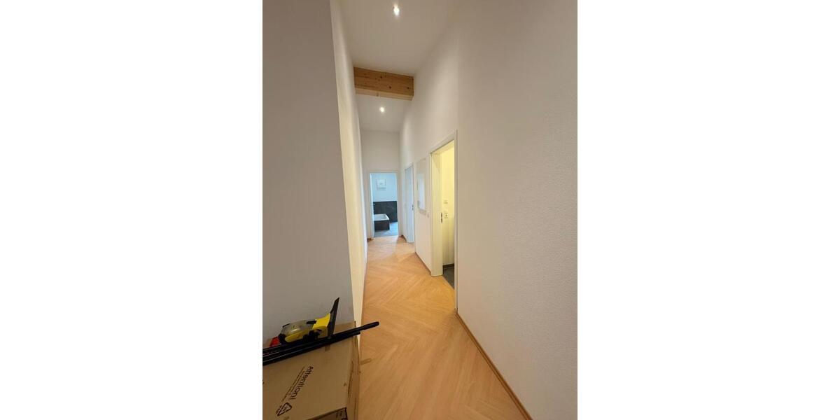 Dachgeschoßwohnung Isny im Allgäu - 4 Zimmer, 183 m&sup2;, 2.000&euro; | Angebot:26588275