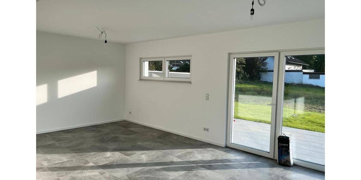 Doppelhaushälfte Hunderdorf - 4 Zimmer, 115 m&sup2;, 1.180&euro; | Angebot:25761063