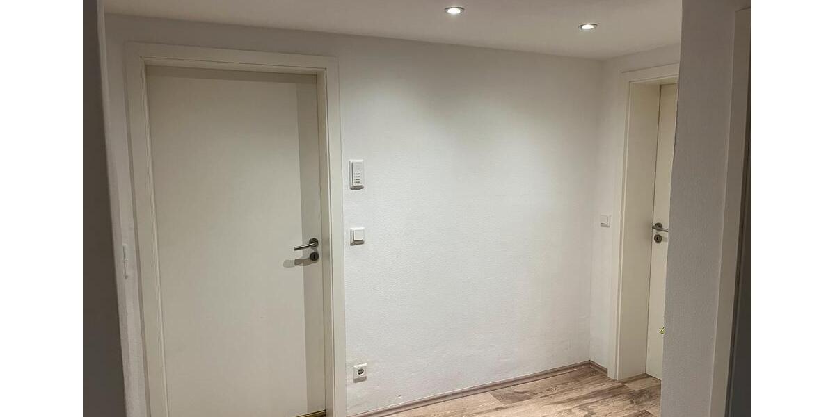 Erdgeschoßwohnung Seelze - 5 Zimmer, 120 m&sup2;, 1.400&euro; | Angebot:25048515