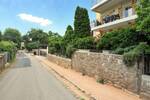 Exklusive Erdgeschoßwohnung in den Weinbergen, Südterrasse (60 m²) und Garten, Stellplätze