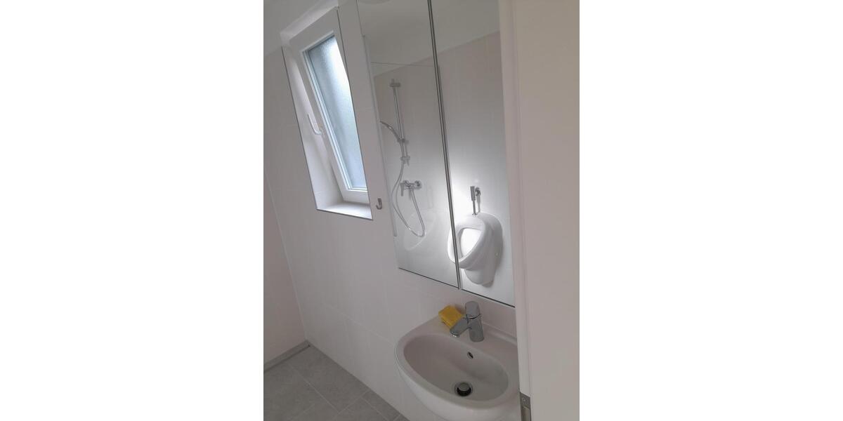 Wohnen auf Zeit Bönningstedt - 1 Zimmer, 16 m&sup2;, 420&euro; | Angebot:26442063