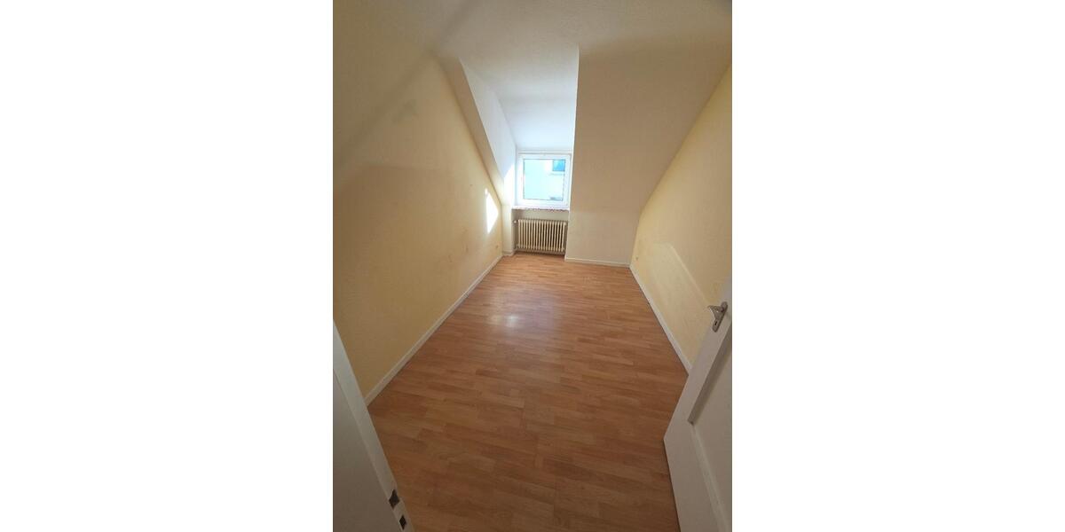 Etagenwohnung Wuppertal - 3 Zimmer, 72 m&sup2;, 495&euro; | Angebot:24849017