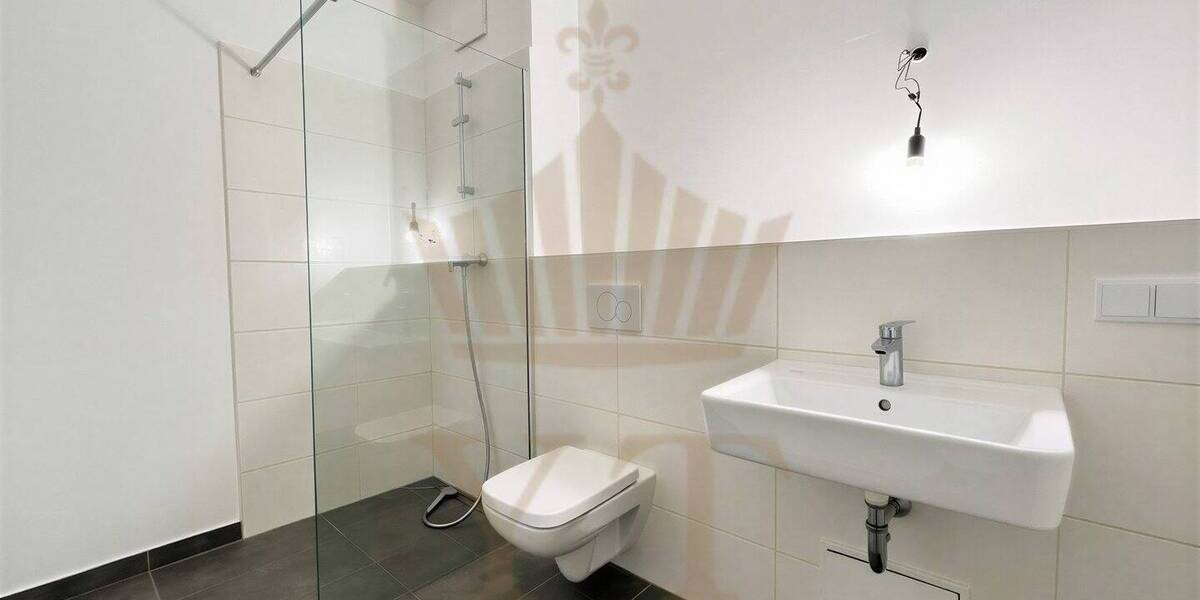 Etagenwohnung Bernau bei Berlin Bernau - 5 Zimmer, 143 m&sup2;, 1.700&euro; | Angebot:26513246