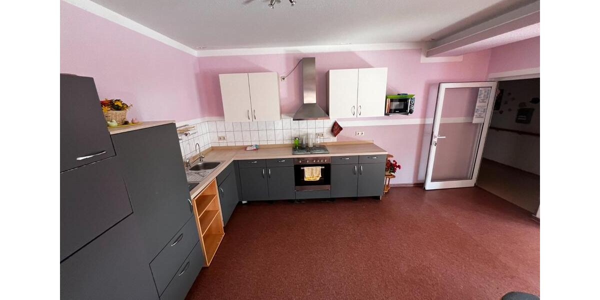 Erdgeschoßwohnung Staßfurt - 1 Zimmer, 27 m&sup2;, 220&euro; | Angebot:25055376