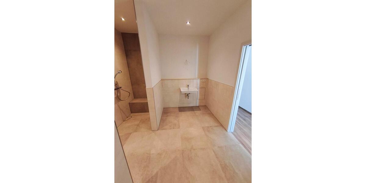 Erdgeschoßwohnung Wittenberge - 2 Zimmer, 80 m&sup2;, 950&euro; | Angebot:26423882