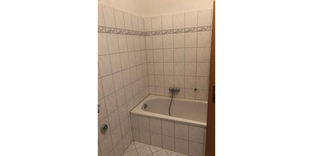 Etagenwohnung Gotha Gotha Nord - 2 Zimmer, 64 m&sup2;, 480&euro; | Angebot:26779036