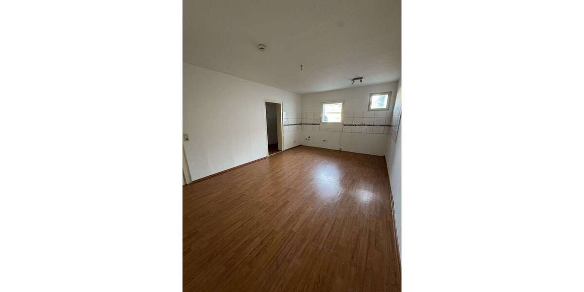 Etagenwohnung Wuppertal Unterbarmen - 4 Zimmer, 77 m&sup2;, 600&euro; | Angebot:25270289