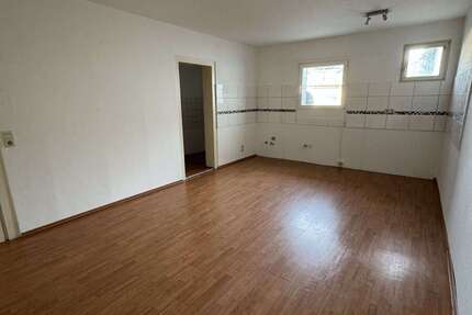 Wohnung Wuppertal Unterbarmen - 4 Zimmer, 77 m&sup2;, 600&euro; | Angebot:25270289