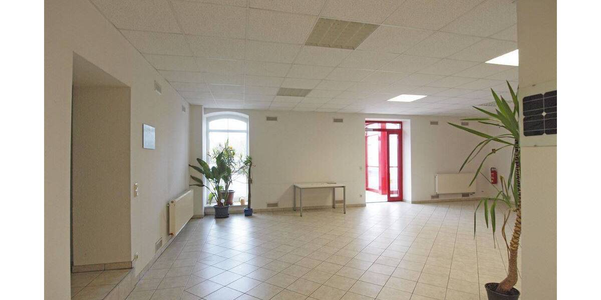 Gewerbeobjekt Frankenberg Frankenberg - 5 Zimmer, 180 m&sup2;, 1.170&euro; | Angebot:25689457