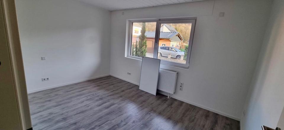 Erdgeschoßwohnung Ralingen - 4 Zimmer, 100 m&sup2;, 1.000&euro; | Angebot:24571469