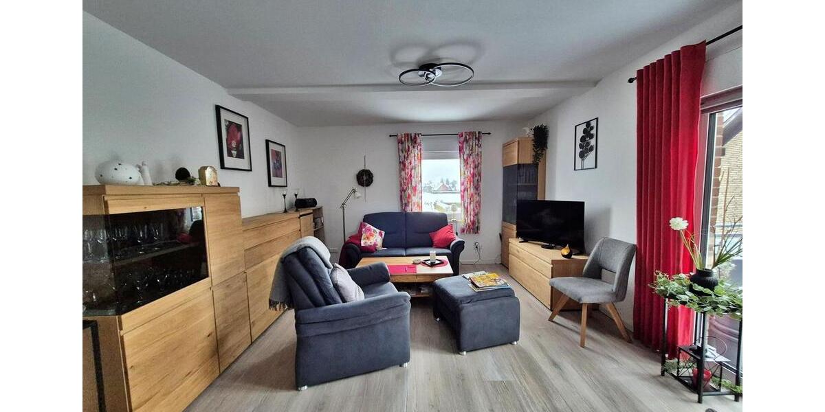 Etagenwohnung Porta Westfalica - 3 Zimmer, 74 m&sup2;, 1.000&euro; | Angebot:25571554