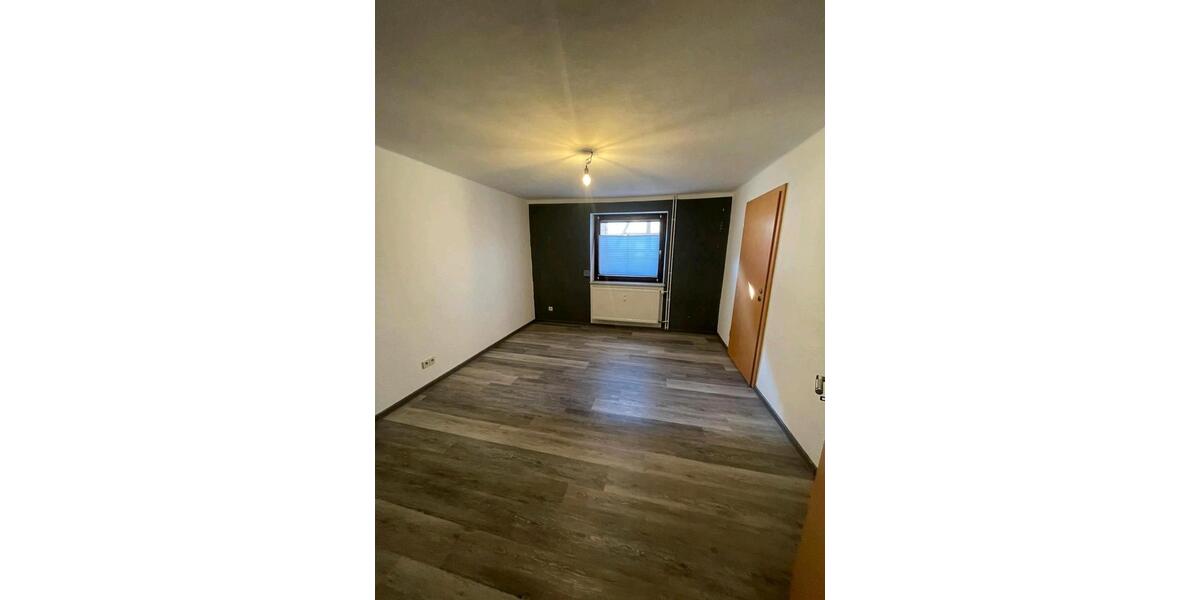 Erdgeschoßwohnung Höpfingen - 3 Zimmer, 117 m&sup2;, 750&euro; | Angebot:24748964