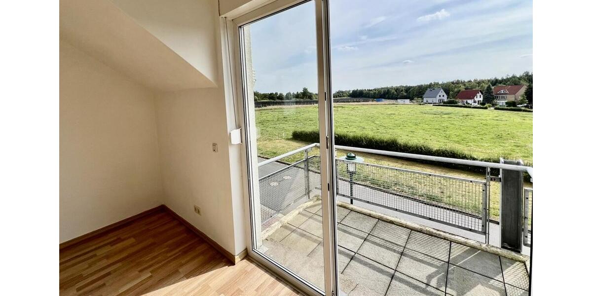 Dachgeschoßwohnung Pulsnitz - 4 Zimmer, 78 m&sup2;, 535&euro; | Angebot:25988412