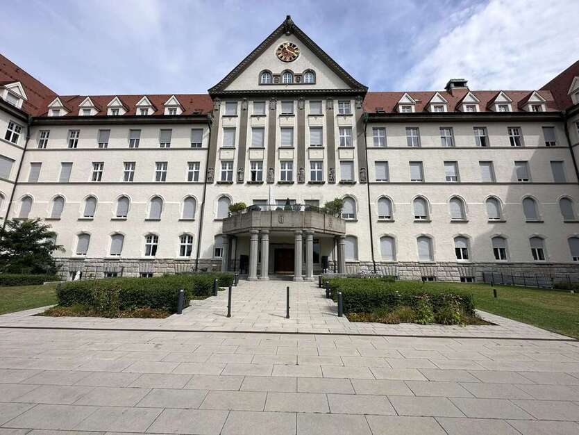 Wohnung zum Mieten in Ulm-Safranberg 1.125 € 75 m² 2 zimmer