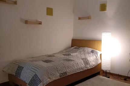 Wohnen auf Zeit Blunk - 1 Zimmer, 14 m&sup2;, 35&euro; | Angebot:26343832