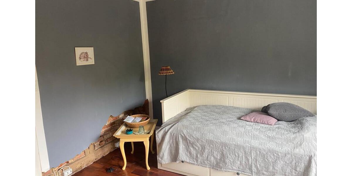 Wohnen auf Zeit Nieheim - 1 Zimmer, 13 m&sup2;, 350&euro; | Angebot:25982250